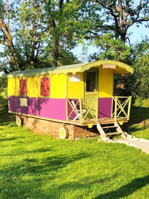 Jolie Roulotte Villa Issendolus Exterior foto